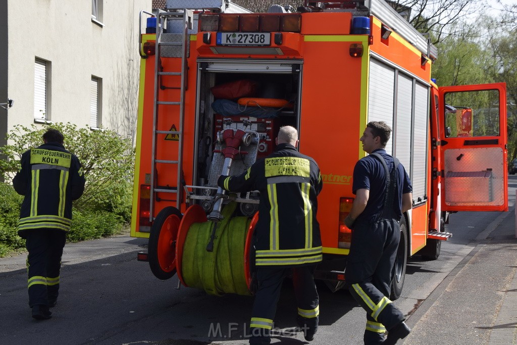 Feuer 1 Koeln Vingst Ansbacherstr P43.JPG - Miklos Laubert